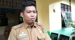 Lurah Perintis Didorong Warga ke Parit, Berawal dari Polisi Tidur dari Ban Bekas Berpaku
